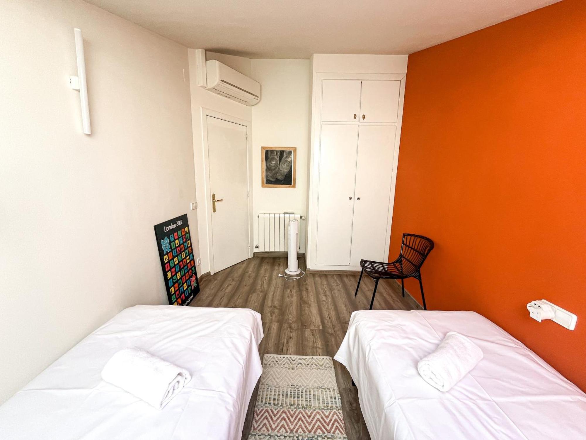 Sleep & Stay Luxury Top Floor Apt With Terrace Girona Bagian luar foto