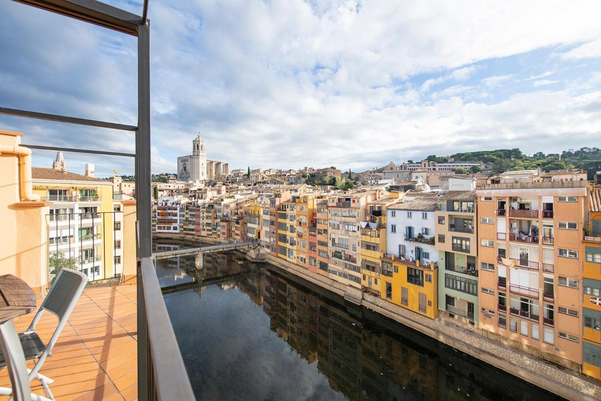 Sleep & Stay Luxury Top Floor Apt With Terrace Girona Bagian luar foto