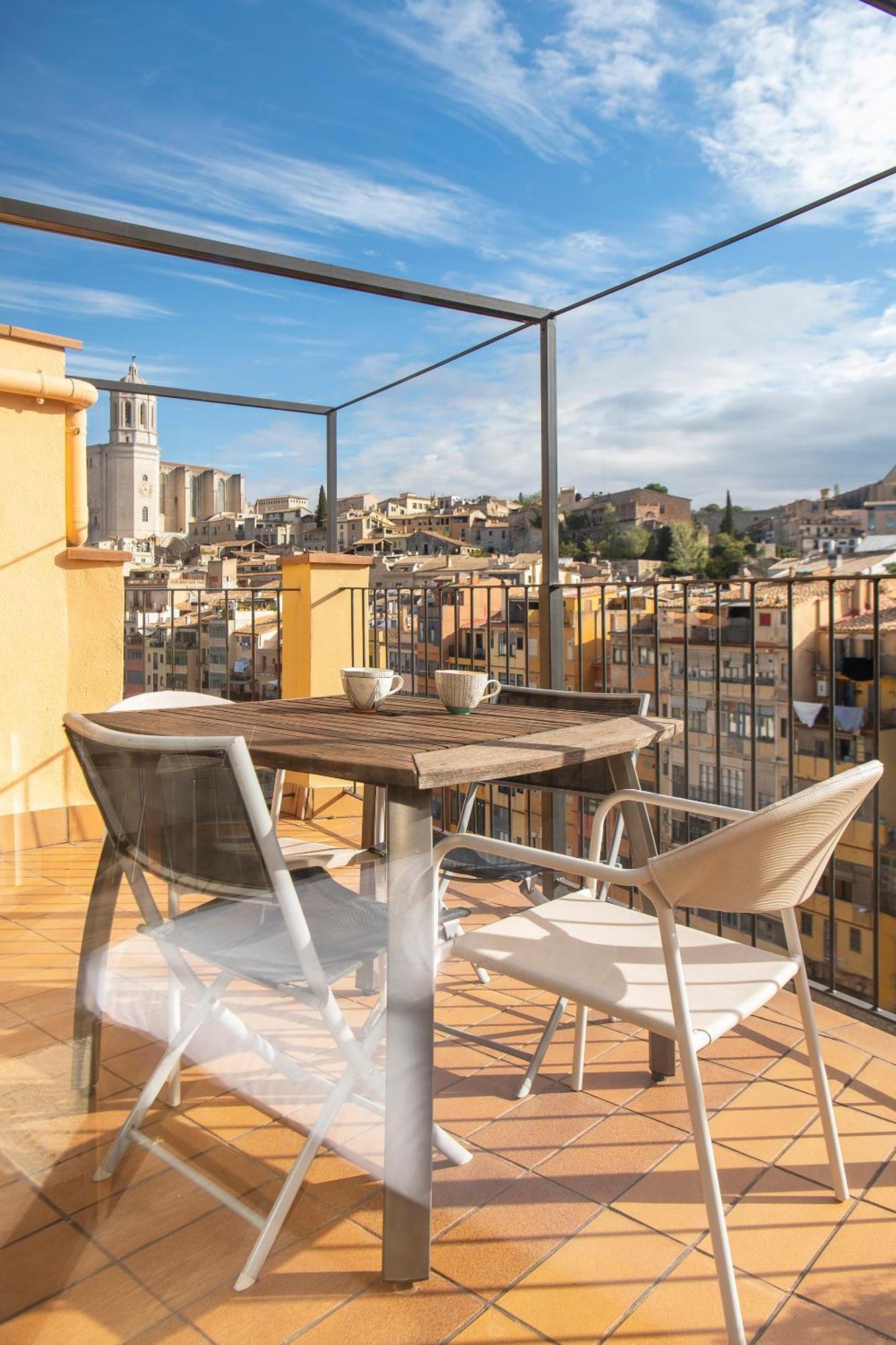 Sleep & Stay Luxury Top Floor Apt With Terrace Girona Bagian luar foto